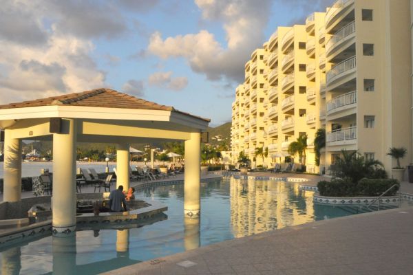 Pelican Resort Marina